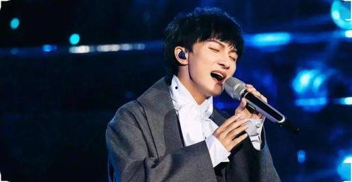 周深唱歌视频,演绎视听盛宴